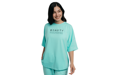 Футболка «BEAUTY BEGINS THE MOMENT»